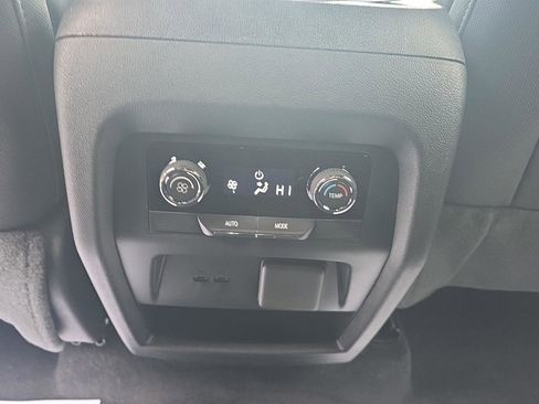 New 2026 Chevrolet Traverse LT w/ Driver Confidence Package image 21