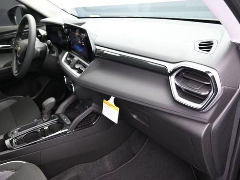 New 2026 Chevrolet TrailBlazer LS w/ LS Convenience Package FWD image 40