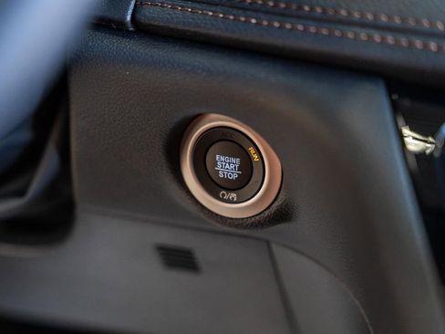 New 2026 Chrysler Pacifica Pinnacle image 24