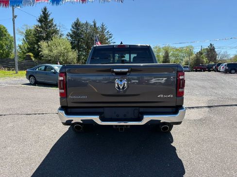 Used 2019 RAM 1500 Laramie AWD/4WD image 4