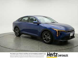 Used 2025 Kia K4 LXS video 1