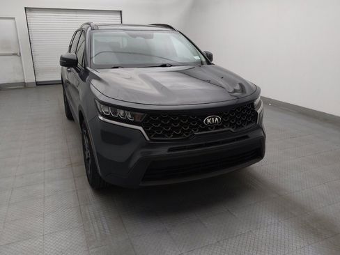 Used 2021 Kia Sorento S w/ Panoramic Sunroof Package image 14