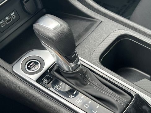 Used 2024 Nissan Sentra SV image 22