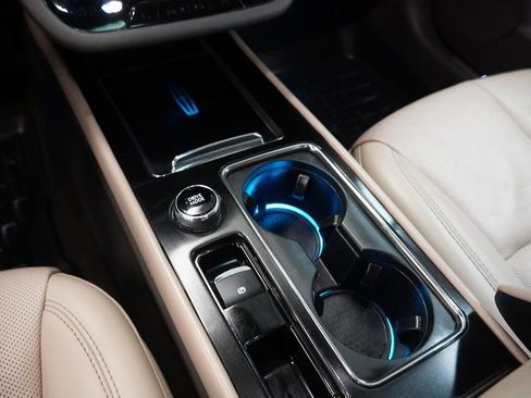 Used 2020 Lincoln Corsair Reserve w/ Elements Package image 8