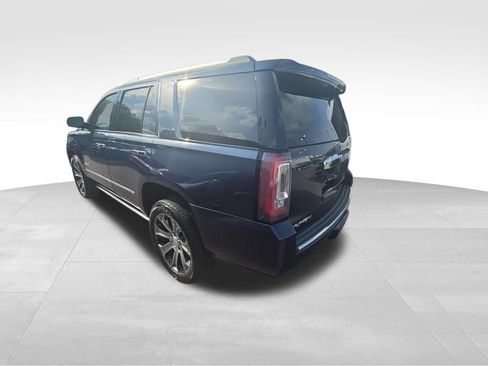 Used 2018 GMC Yukon Denali AWD/4WD image 5