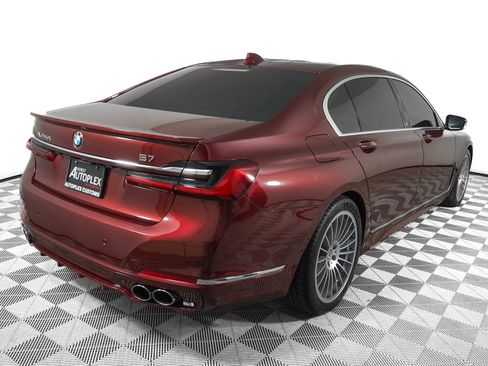Used 2020 BMW ALPINA B7 xDrive AWD/4WD image 4