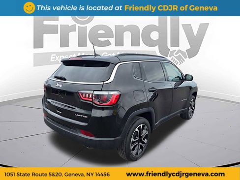 Used 2022 Jeep Compass Limited image 5