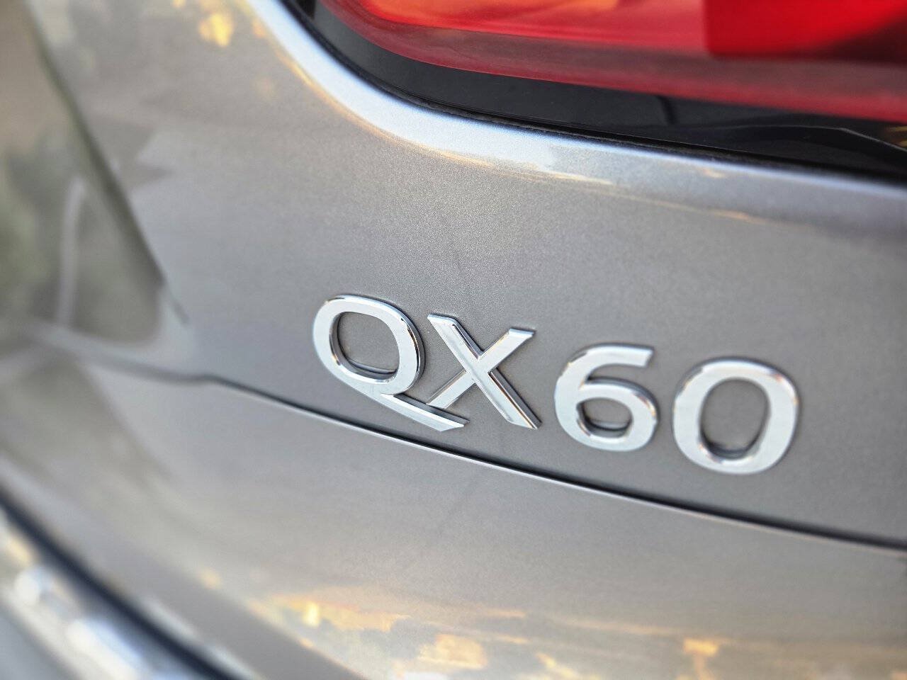 Used 2018 INFINITI QX60 Luxe w/ Premium Plus Package AWD/4WD image 21