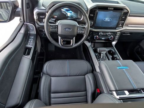 New 2025 Ford F150 Platinum image 9