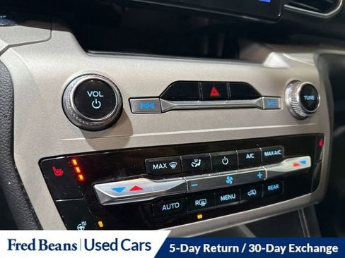 Certified 2022 Ford Explorer XLT w/ Equipment Group 202A image 25