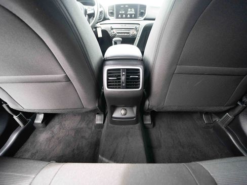 Used 2021 Kia Sportage LX w/ LX Fwd Popular Package image 22