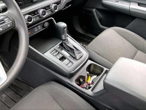 Used 2025 Honda CR-V EX image 13