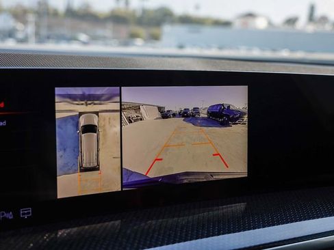 Used 2025 Cadillac Escalade V AWD/4WD image 30