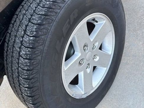 Used 2017 Jeep Wrangler Unlimited Sport w/ Quick Order Package 24S image 7