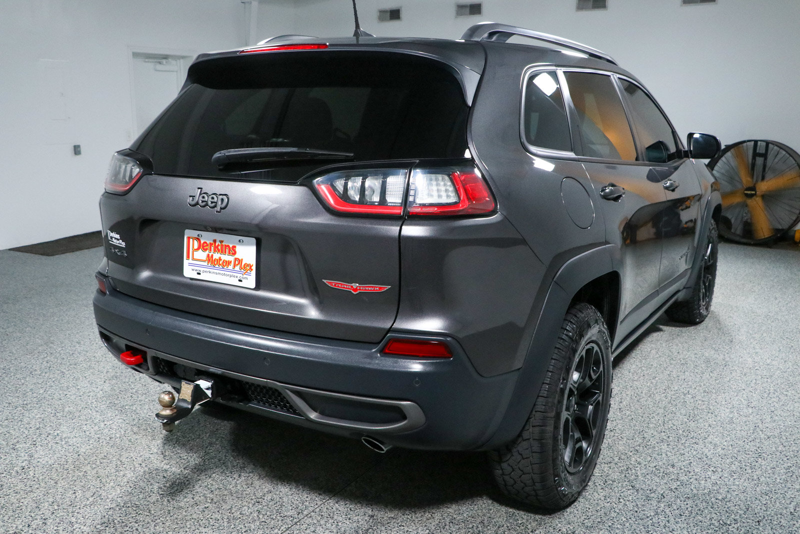 Used 2020 Jeep Cherokee Trailhawk w/ Trailer Tow Group AWD/4WD image 7