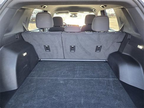 Used 2025 Chevrolet Equinox LT image 16