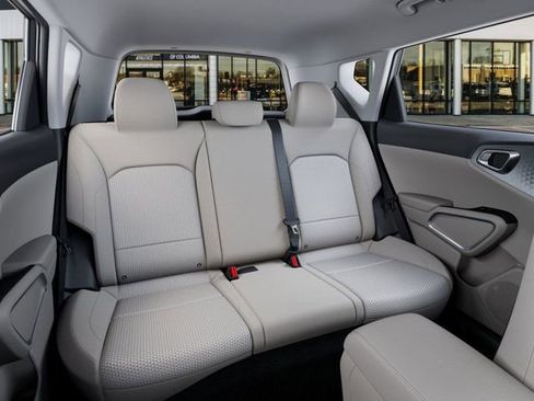 New 2025 Kia Soul LX image 16