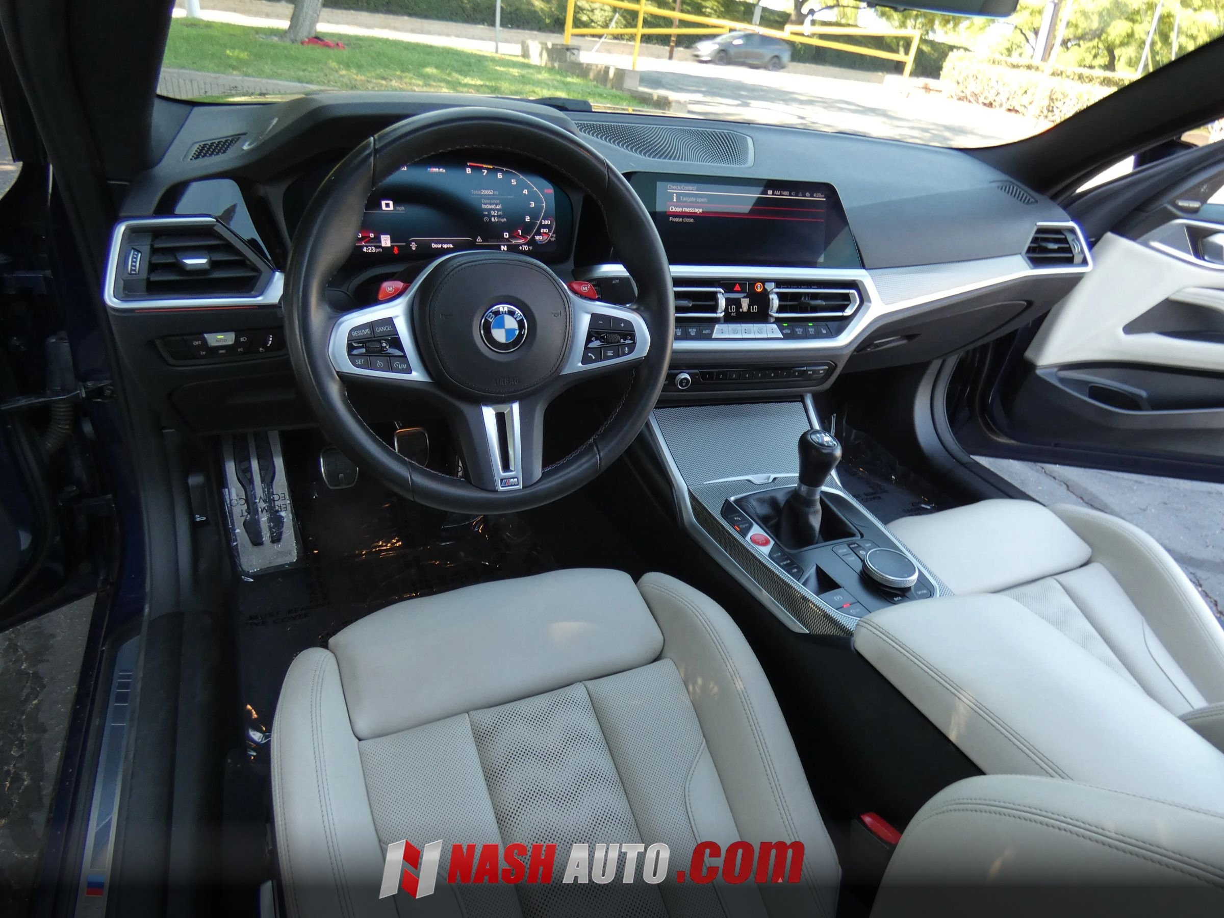 Used 2022 BMW M4 Coupe RWD image 22