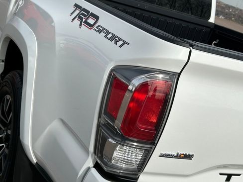 Used 2023 Toyota Tacoma TRD Sport w/ Technology Package image 29