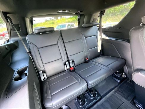 Used 2025 Chevrolet Tahoe Z71 w/ Z71 Off-Road Package AWD/4WD image 23