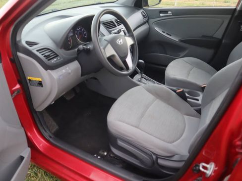 Used 2017 Hyundai Accent SE FWD image 22