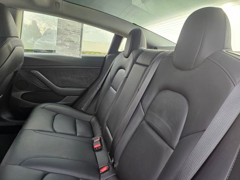 Used 2023 Tesla Model 3 Performance image 21