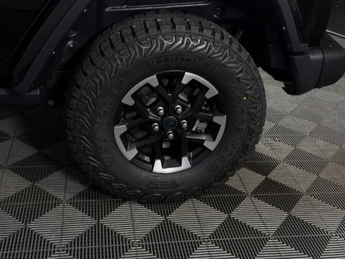 Used 2024 Jeep Wrangler Unlimited Rubicon 4xe AWD/4WD image 12