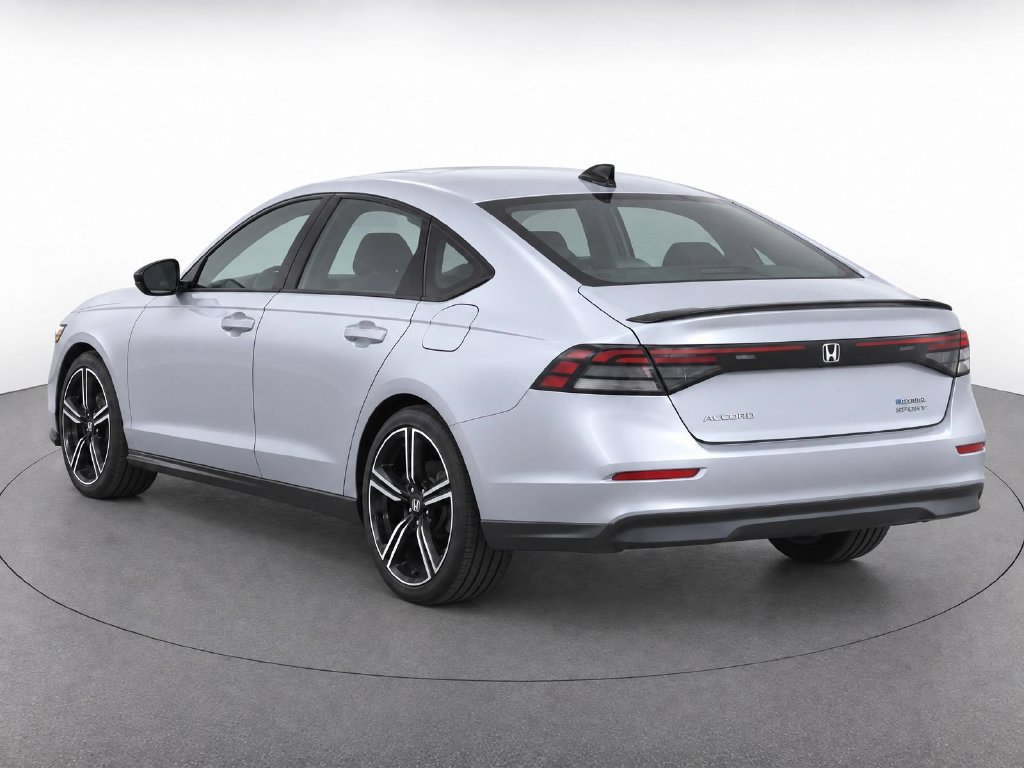 Used 2023 Honda Accord Sport image 4