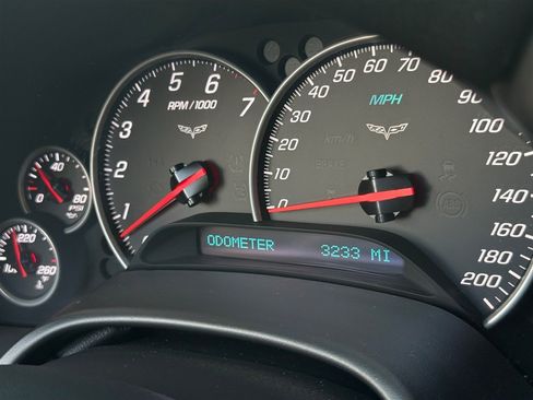 Used 2012 Chevrolet Corvette Grand Sport w/ 2LT Preferred Equipment Group RWD image 39