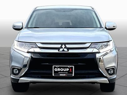 Used 2017 Mitsubishi Outlander SE