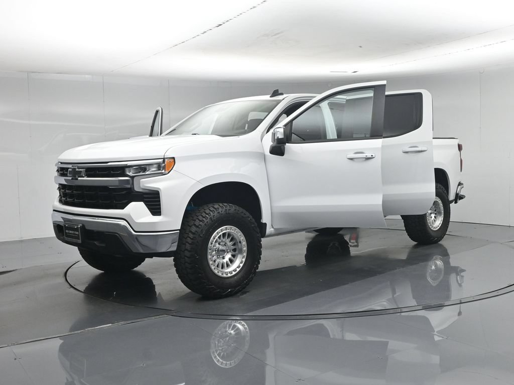 Used 2023 Chevrolet Silverado 1500 LT RWD image 33