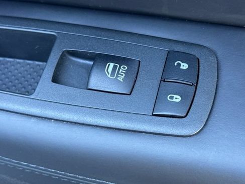 Used 2021 Jeep Grand Cherokee High Altitude AWD/4WD image 22