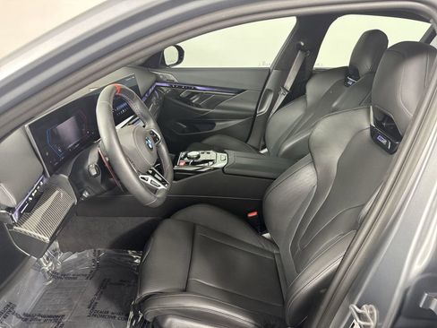 Used 2026 BMW M5 w/ Executive Package AWD/4WD image 20