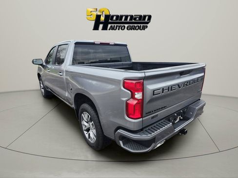 Used 2022 Chevrolet Silverado 1500 RST AWD/4WD image 3