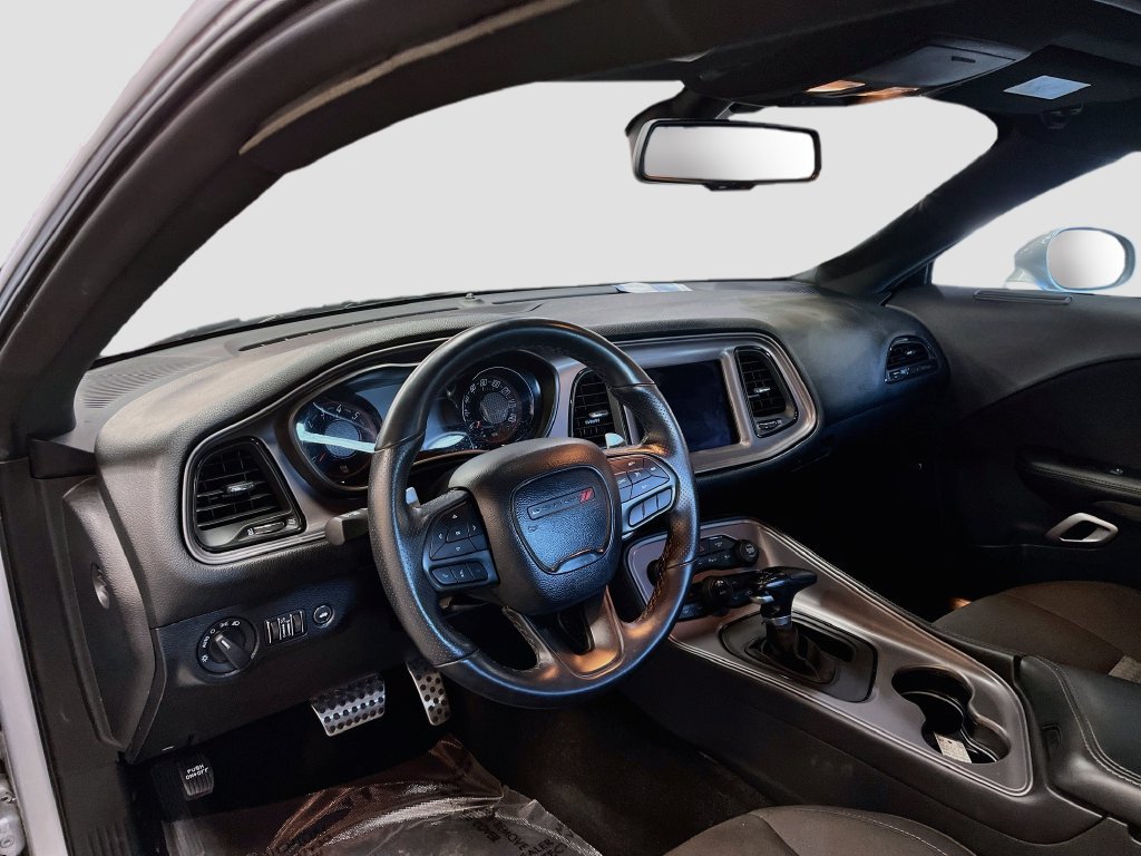 Used 2023 Dodge Challenger R/T w/ Blacktop Package RWD image 9