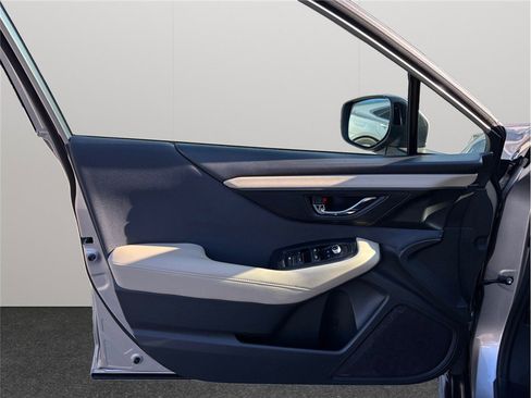 Used 2020 Subaru Outback Premium image 18