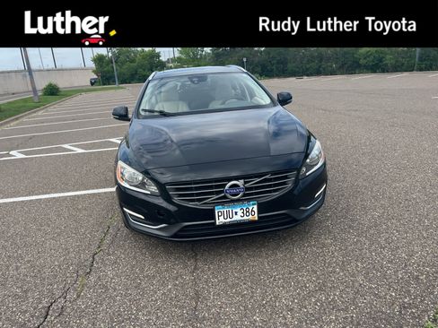 Used 2015 Volvo V60 T5 Premier Plus AWD/4WD image 1