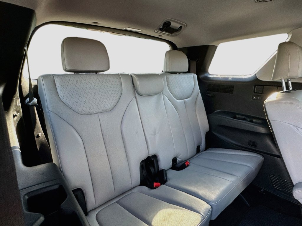 Used 2022 Hyundai Palisade SEL w/ Premium Package AWD/4WD image 26