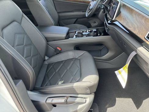 New 2026 Volkswagen Atlas SE FWD image 8