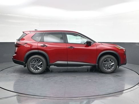 Certified 2026 Nissan Rogue S image 8