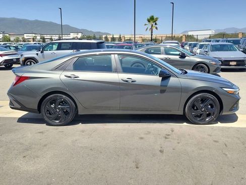 New 2026 Hyundai Elantra Sport image 28