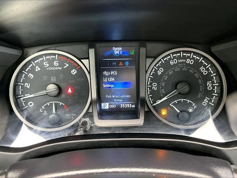 Used 2022 Toyota Tacoma TRD Sport RWD image 24