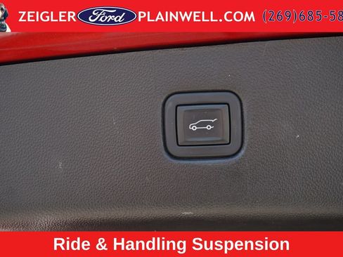 Used 2023 Chevrolet Blazer LT w/ Convenience Package FWD image 11