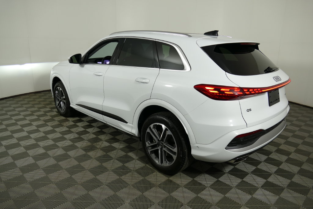 Used 2026 Audi Q5 Premium Plus AWD/4WD image 7