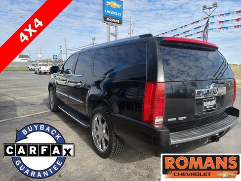 Used 2012 Cadillac Escalade ESV Luxury image 5