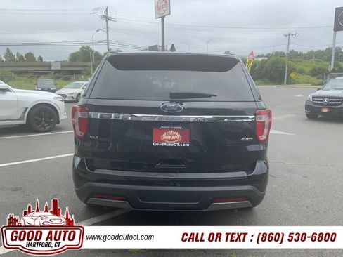 Used 2019 Ford Explorer XLT AWD/4WD image 6