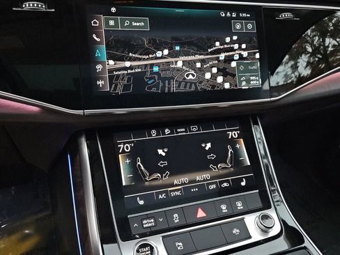 Certified 2025 Audi Q7 2.0T Premium w/ Convenience Plus Package image 24