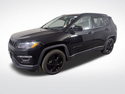 Used 2020 Jeep Compass Latitude image 1