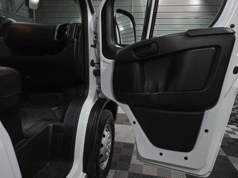 Used 2023 RAM ProMaster 2500 w/ Driver Convenience Group image 26