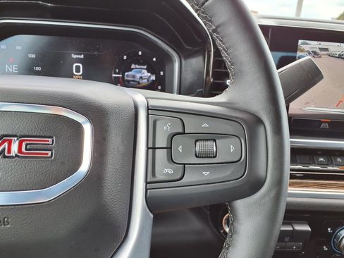 Used 2024 GMC Sierra 1500 Elevation w/ LPO, Elevation Black Package AWD/4WD image 33